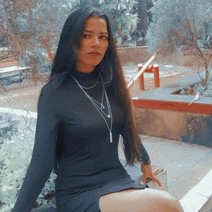 Meet your Posher, Anushka